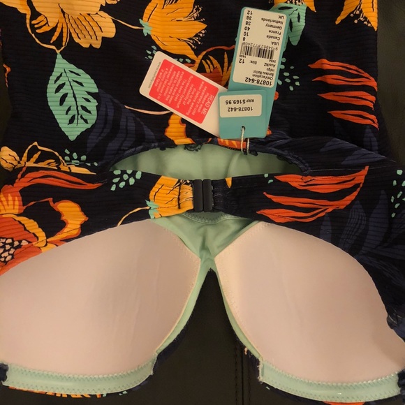 ON VACATION BANDEAU ONE PIECE SWIMSUIT WITH TAGS - Picture 6 of 15